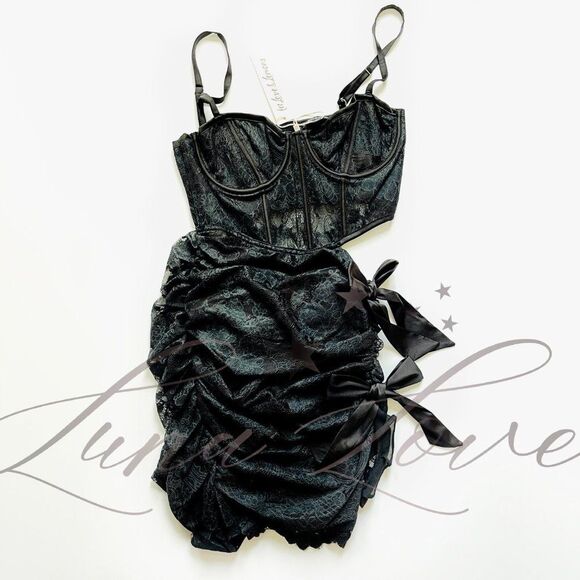 FOR LOVE & LEMONS Regina Cut-Out Mini Lace Dress in Black NWT - Picture 3 of 9
